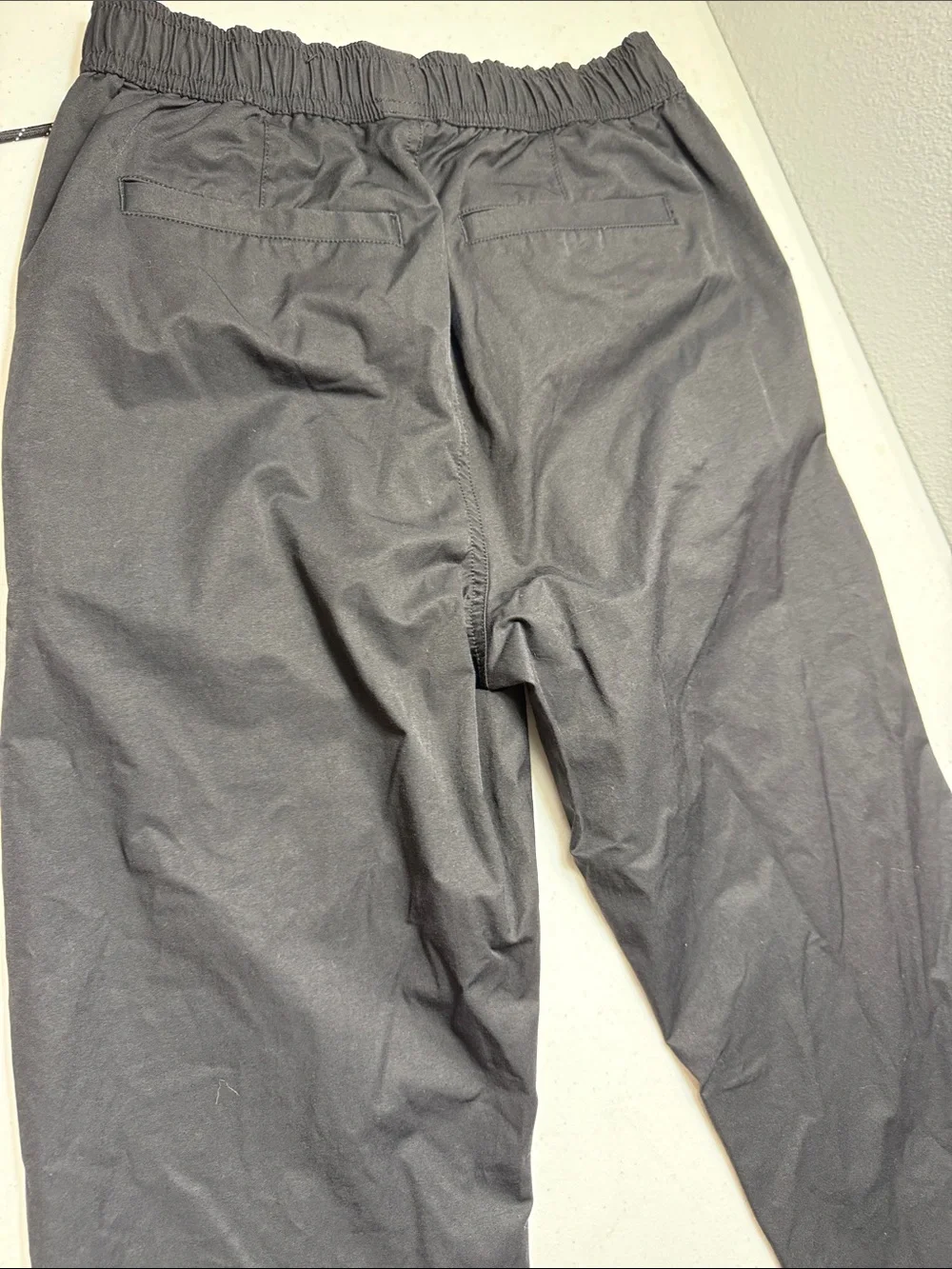 Men's Black Elastic-Waist Chino Pants